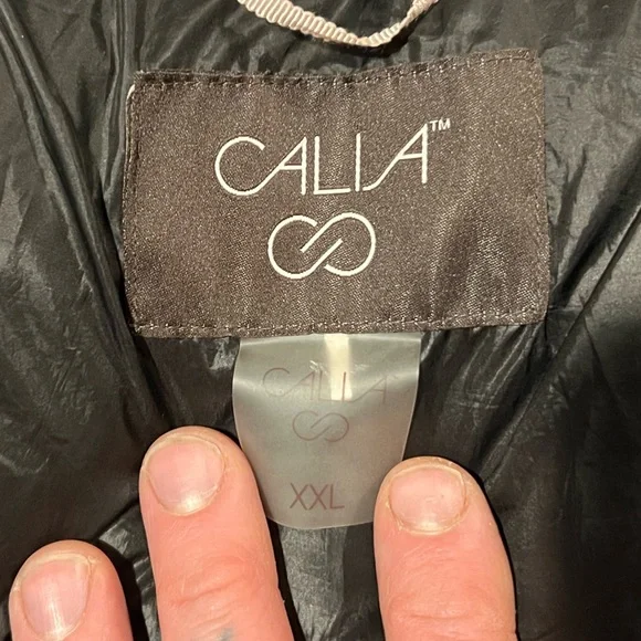 CALIA by Carrie Underwood Black Hooded Puffer Vest - Picture 5 of 10